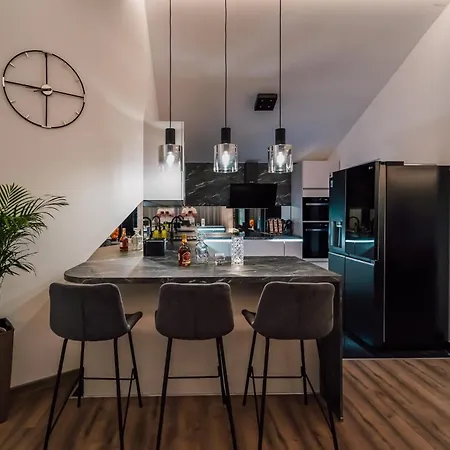 Luxury Las Palmas Apartment *