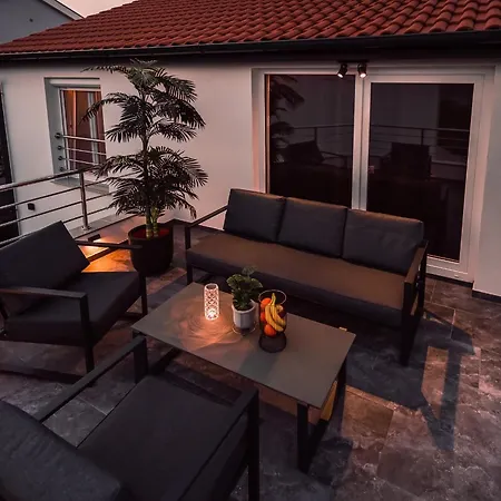 Luxury Las Palmas Apartment
